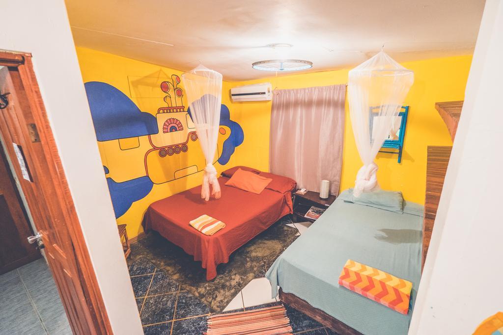 Pura Vida Hostel Tamarindo Eksteriør bilde