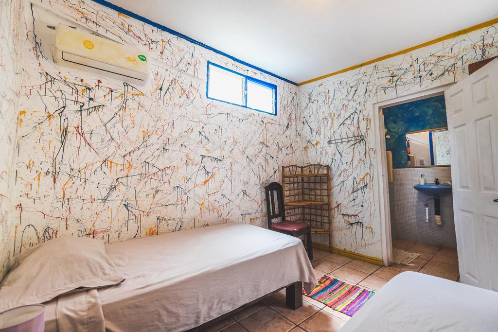 Pura Vida Hostel Tamarindo Eksteriør bilde